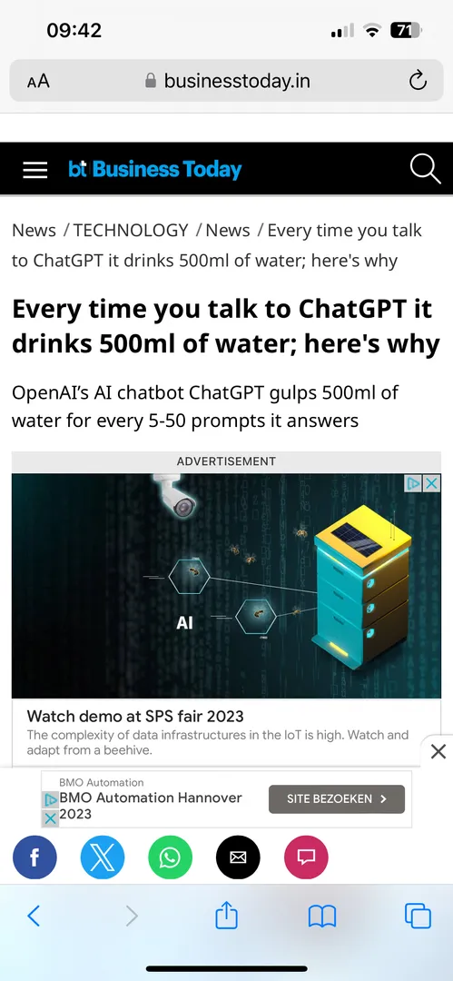 Before you enter a smart prompt into ChatGPT💡 Try it with #Creativity 🌈 and save water💧